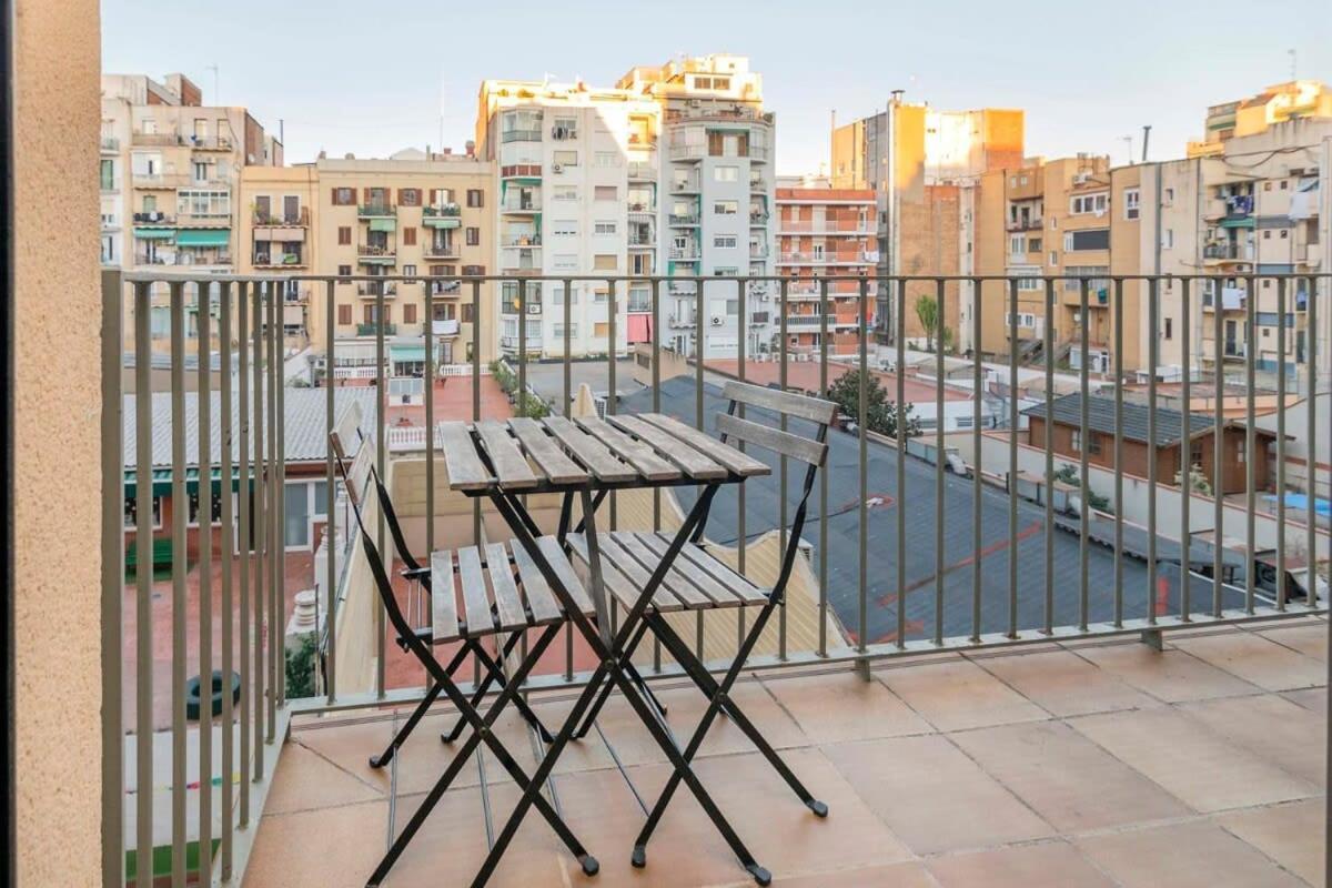 Modern And Bright Apartment In Eixample 3-1 Barcelona Exterior photo